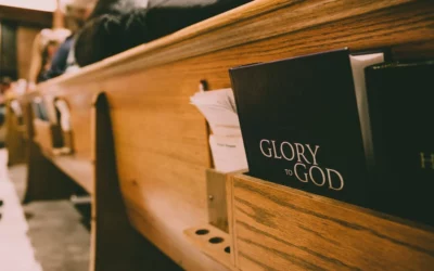 How to Stay Connected to a Church Community While Traveling