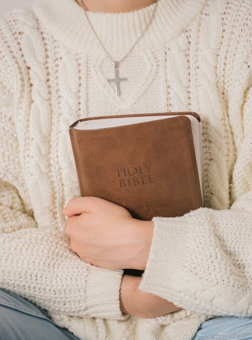 The Benefits of Streaming Church Services Online